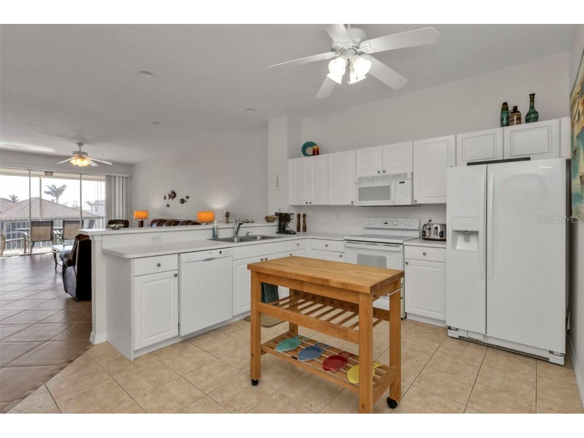 2002 Bal Harbor Boulevard #2421 Punta Gorda FL 33950 C7516951 image13