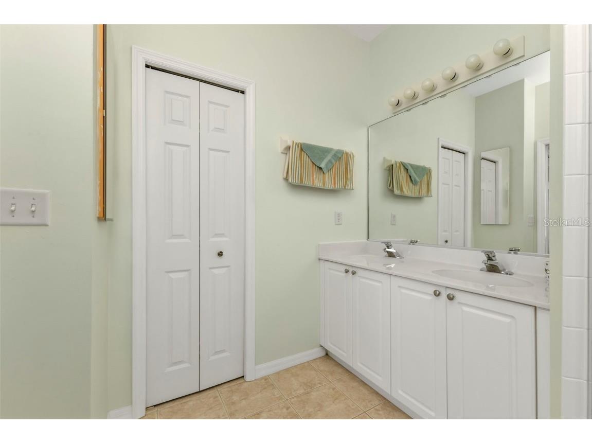 2002 Bal Harbor Boulevard #2421 Punta Gorda FL 33950 C7516951 image16