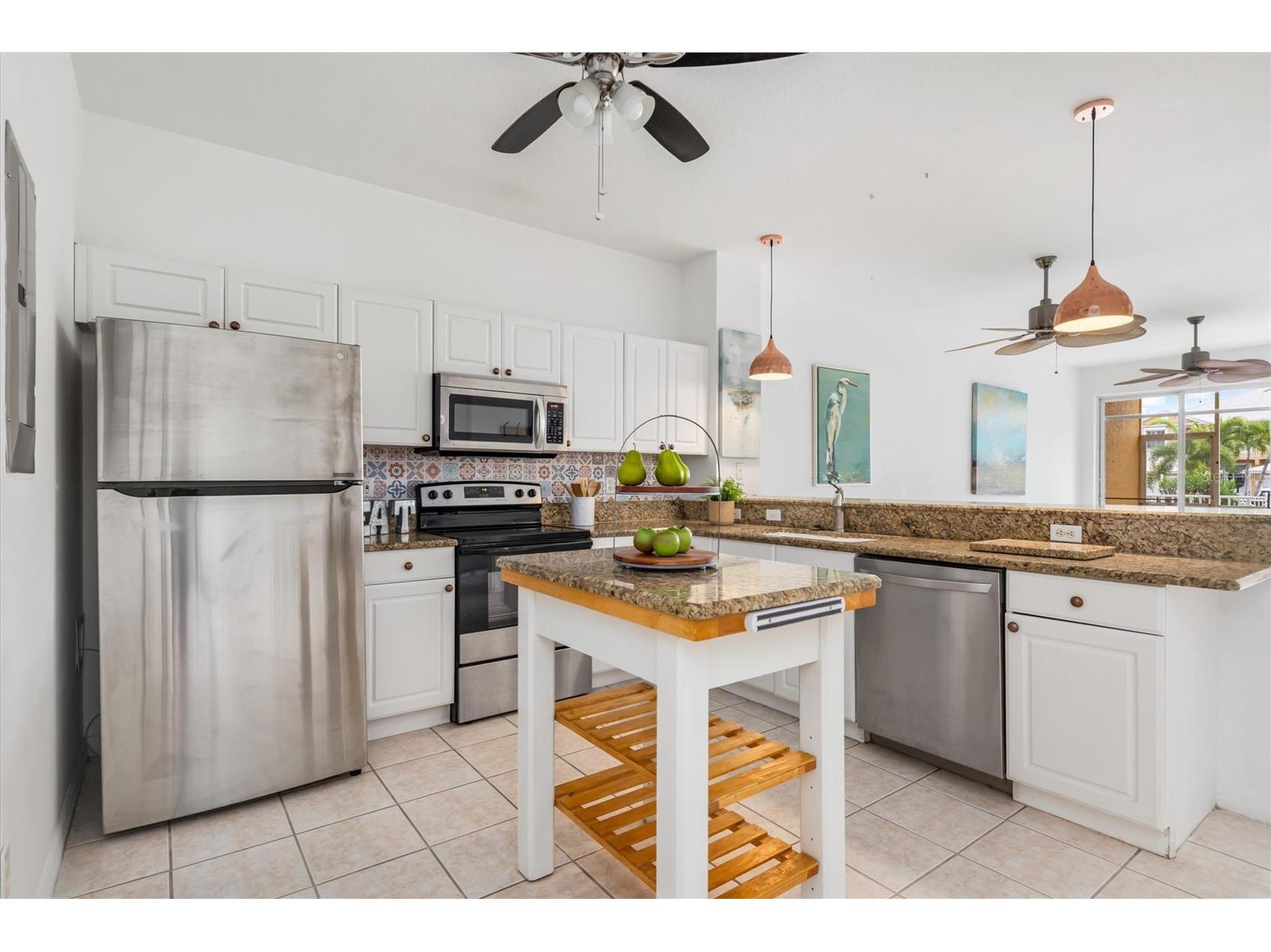 2002 Bal Harbor Boulevard #312 Punta Gorda FL 33950 C7523259 image7