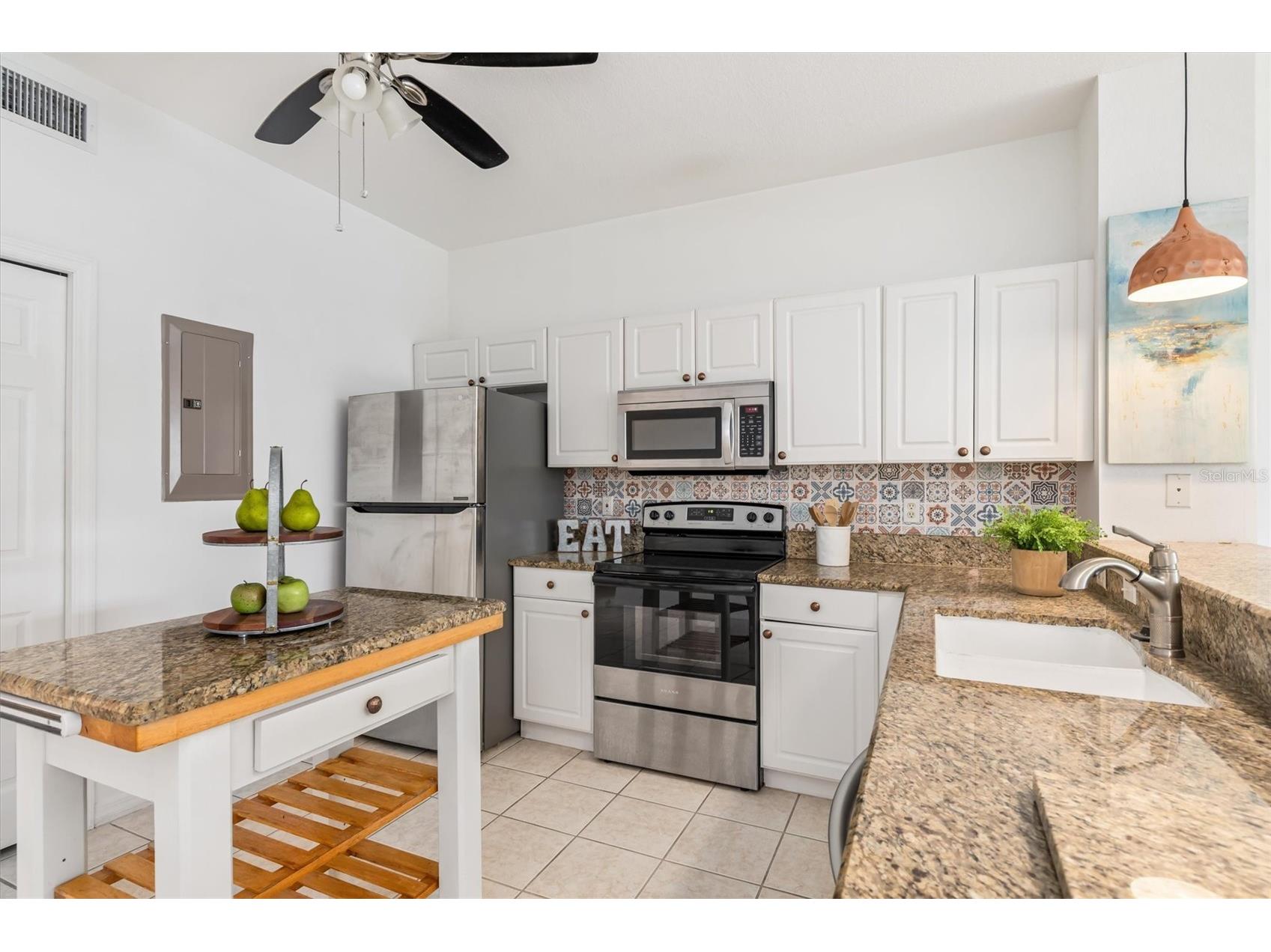 2002 Bal Harbor Boulevard #312 Punta Gorda FL 33950 C7523259 image8