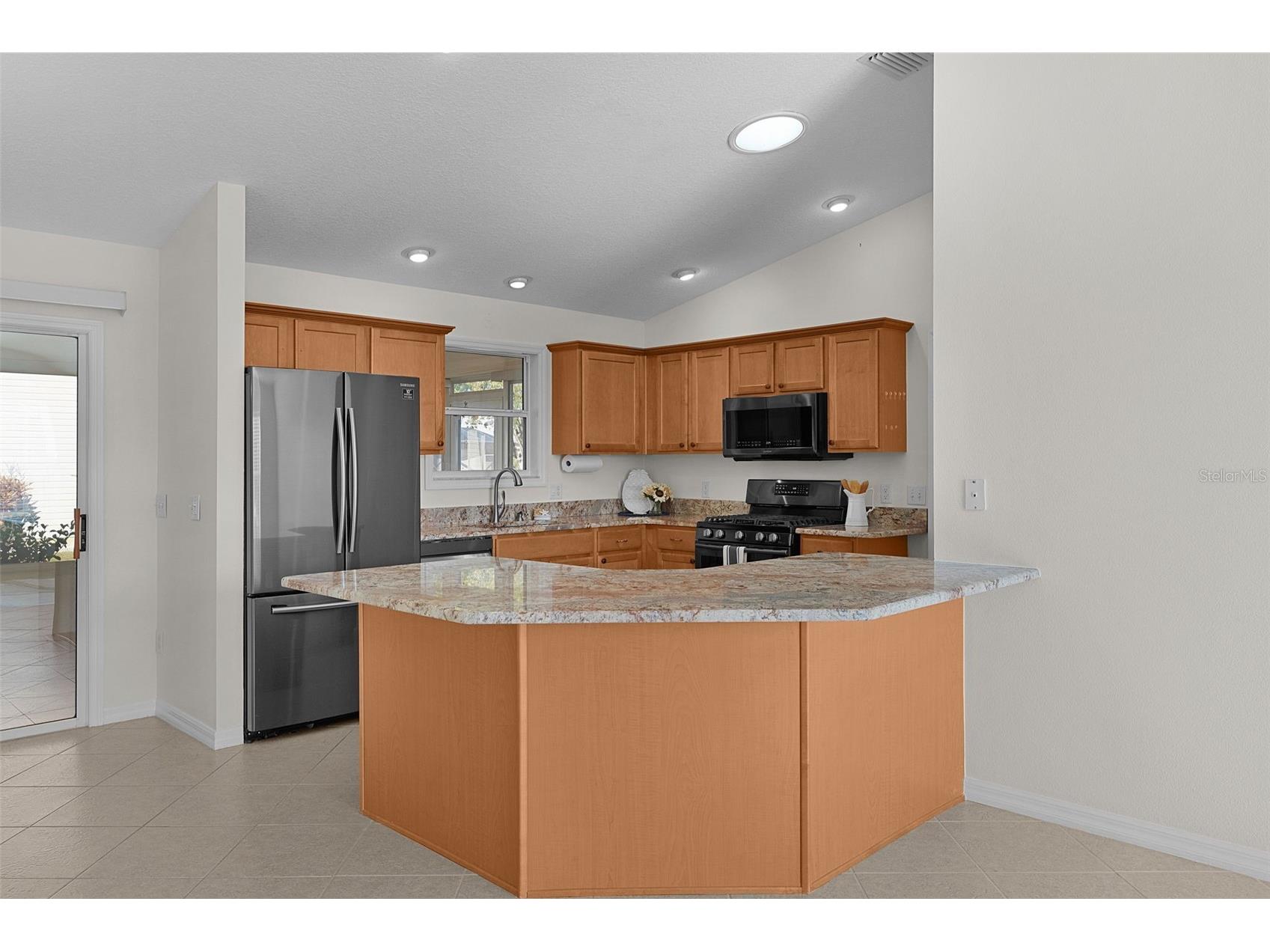 2002 Cedar Ridge Place The Villages FL 32162 G5106450 image12