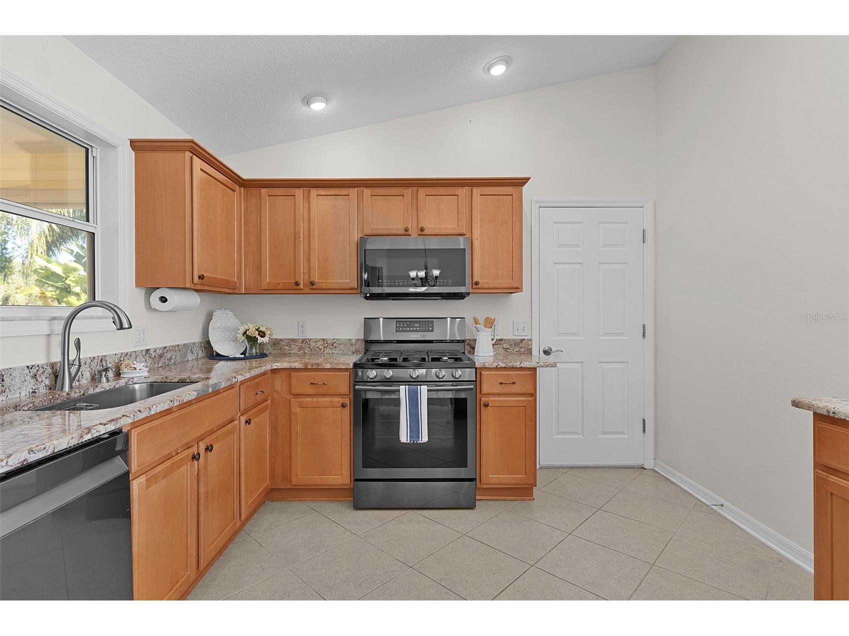 2002 Cedar Ridge Place The Villages FL 32162 G5106450 image13