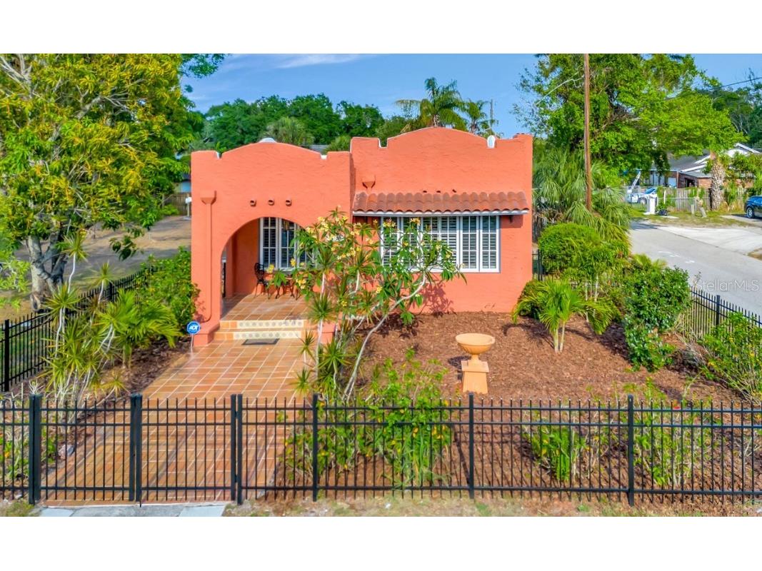 2002 Central Avenue Sarasota FL 34234 C7509229 image1