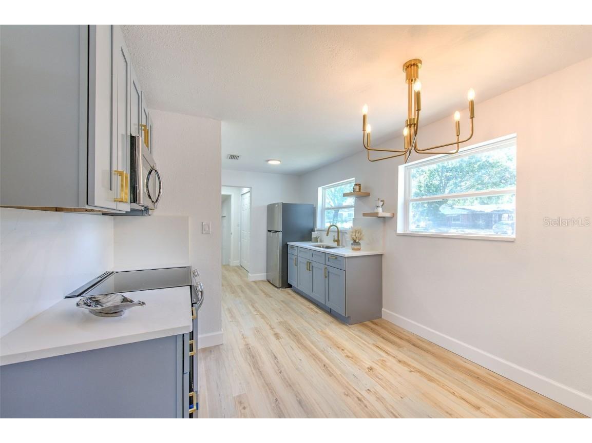 2002 E Hanna Avenue Tampa FL 33610 TB8446574 image4