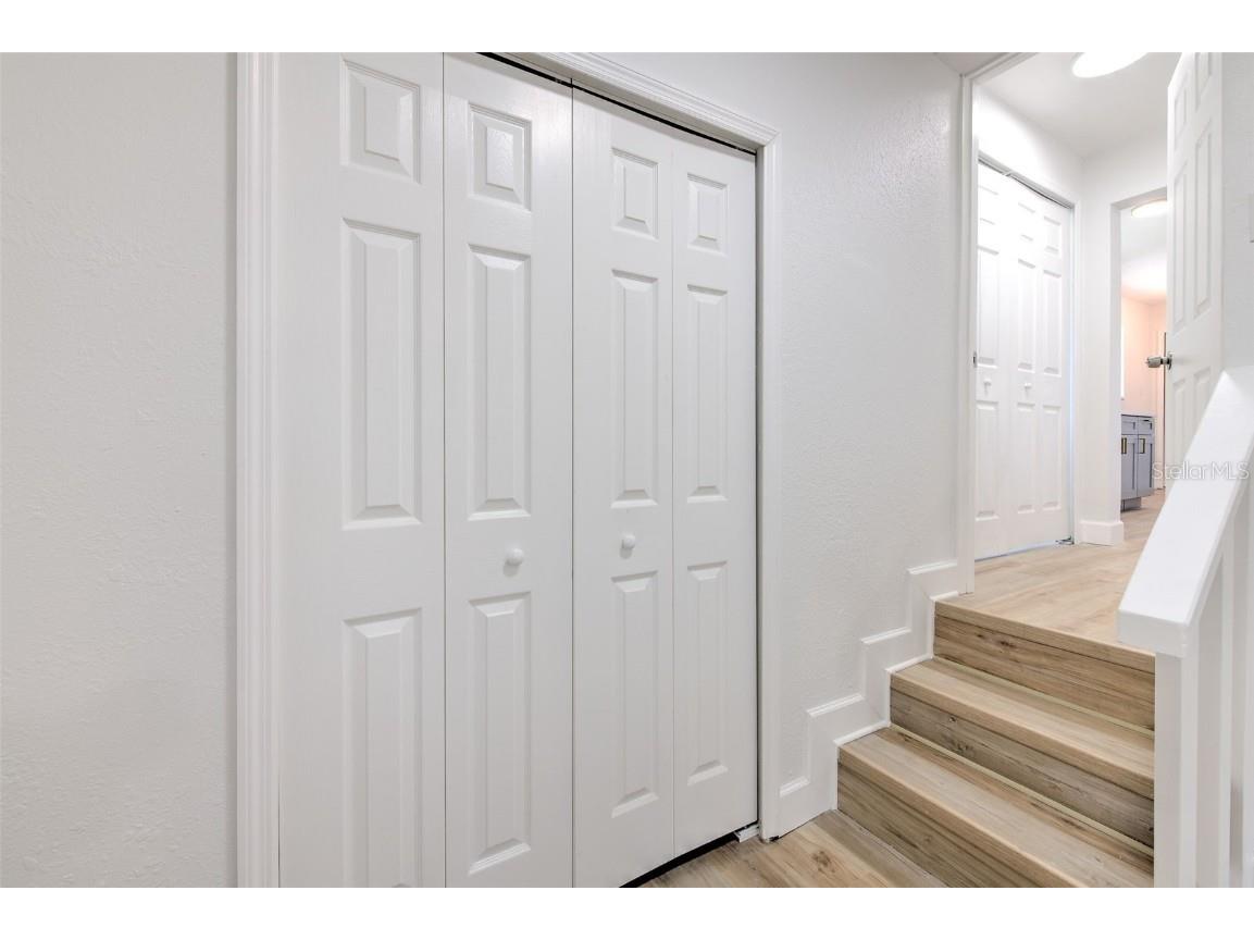 2002 E Hanna Avenue Tampa FL 33610 TB8447429 image13