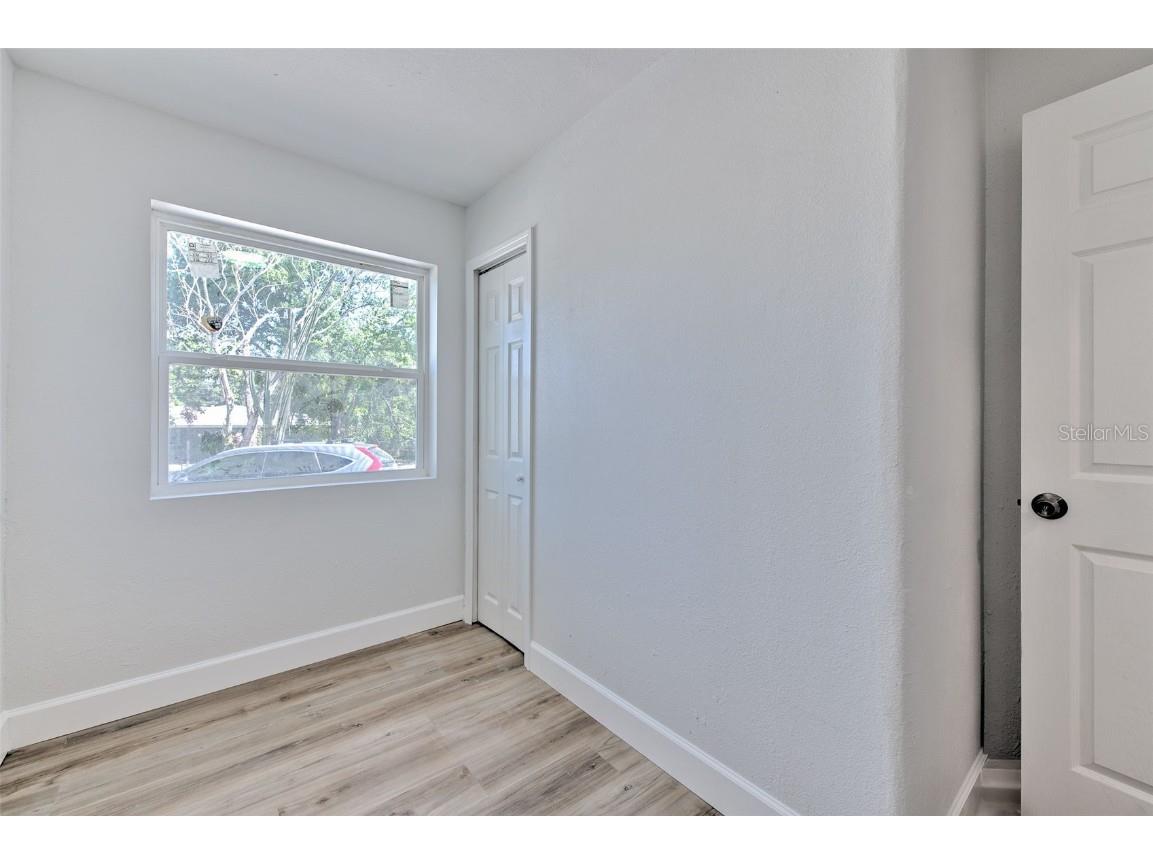 2002 E Hanna Avenue Tampa FL 33610 TB8447429 image17