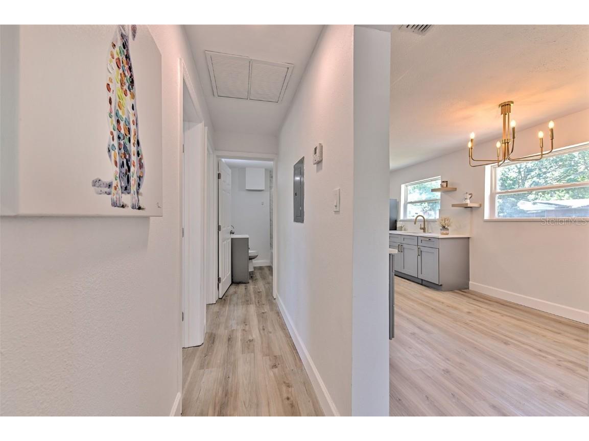 2002 E Hanna Avenue Tampa FL 33610 TB8447429 image25