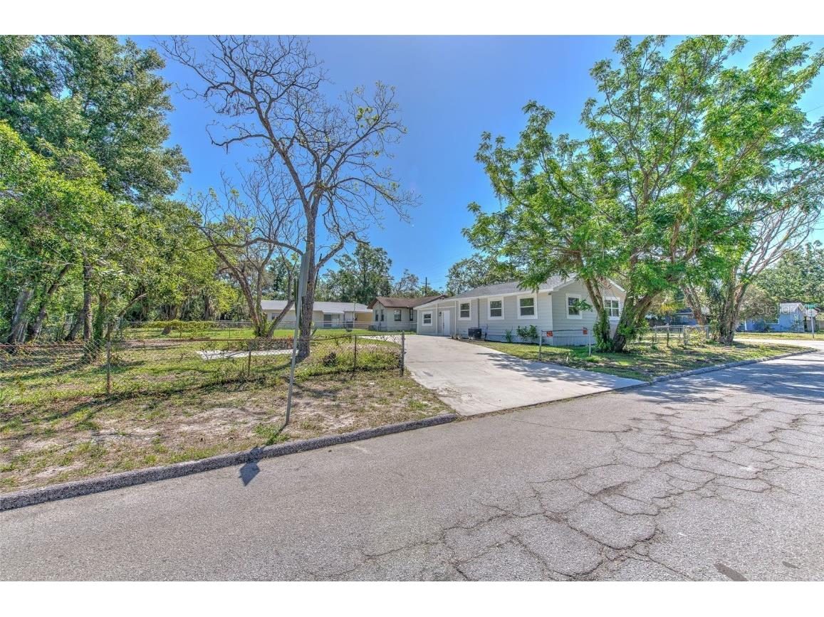 2002 E Hanna Avenue Tampa FL 33610 TB8447429 image42