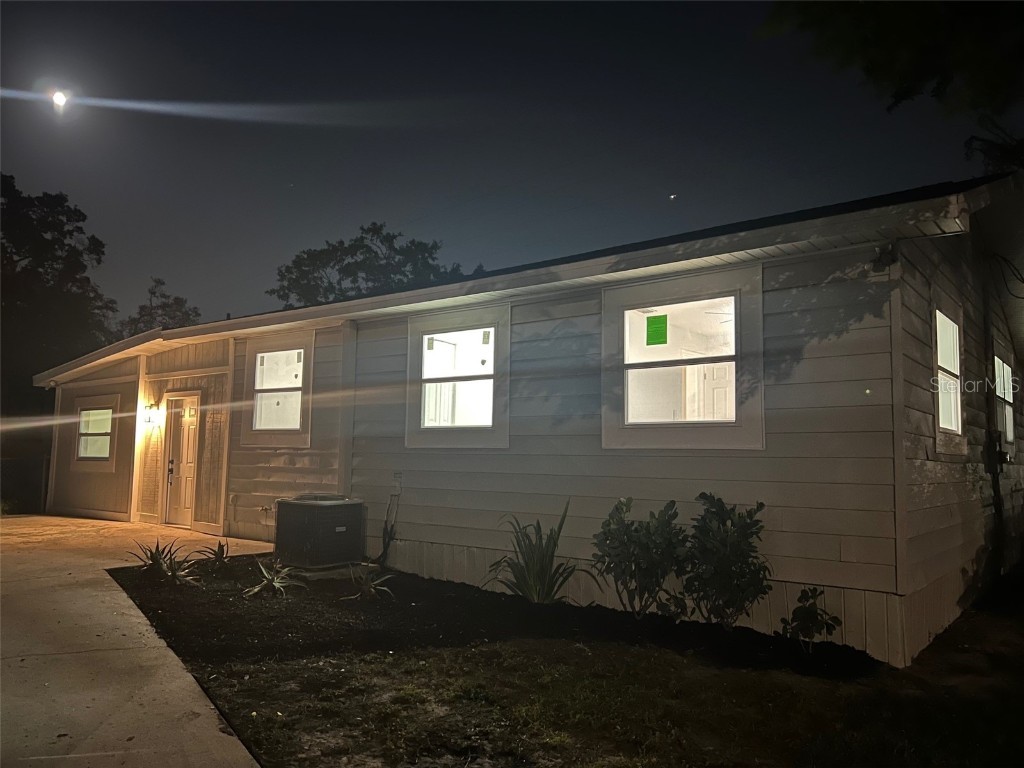 2002 E Hanna Avenue Tampa FL 33610 TB8447429 image8