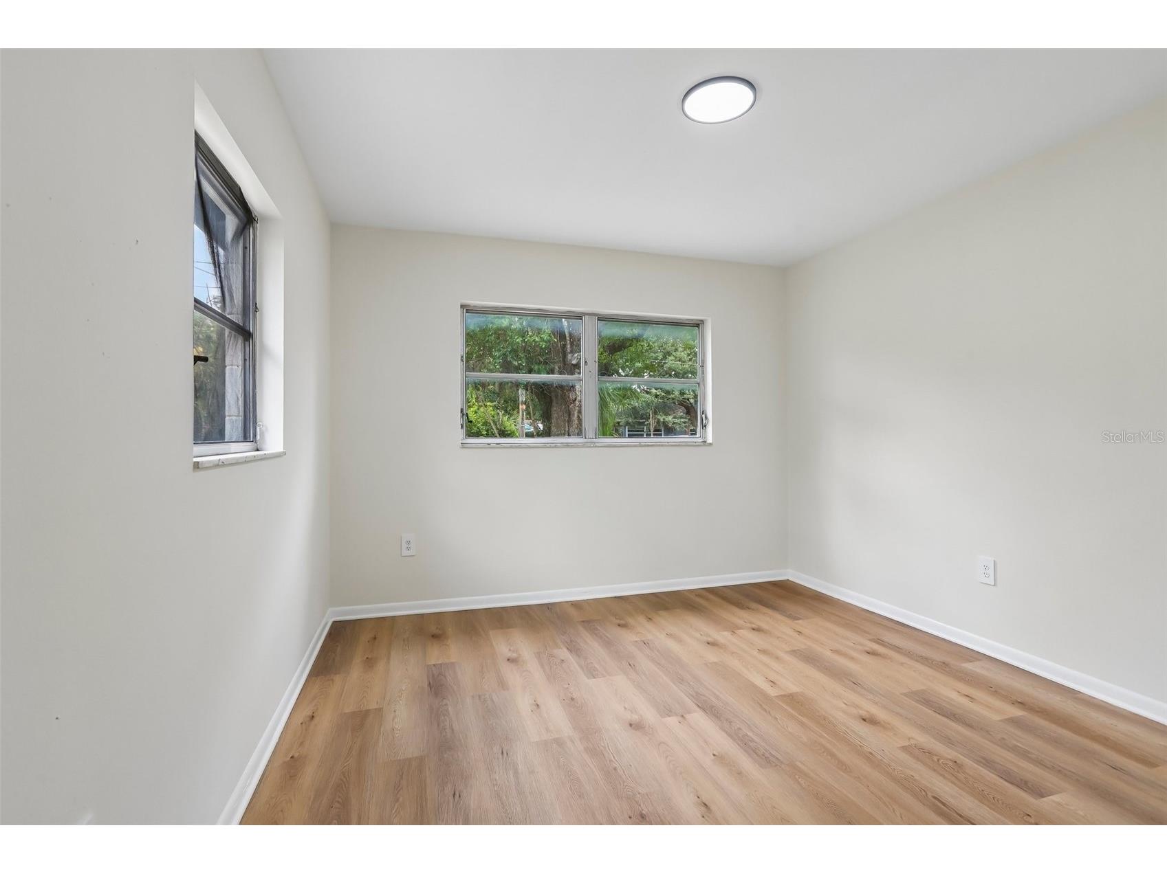 2002 E Idlewild Avenue Tampa FL 33610 TB8515814 image10