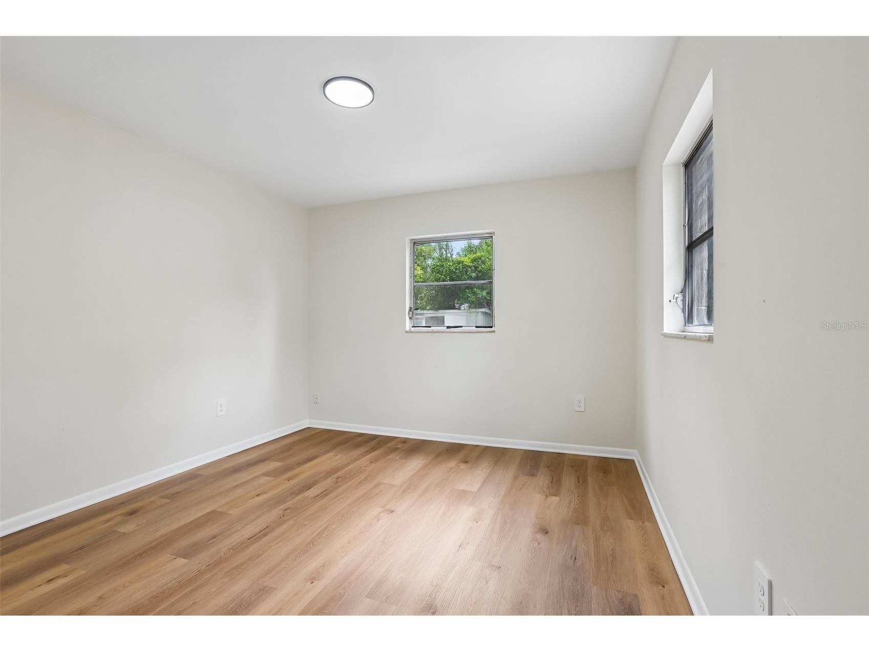 2002 E Idlewild Avenue Tampa FL 33610 TB8515814 image12
