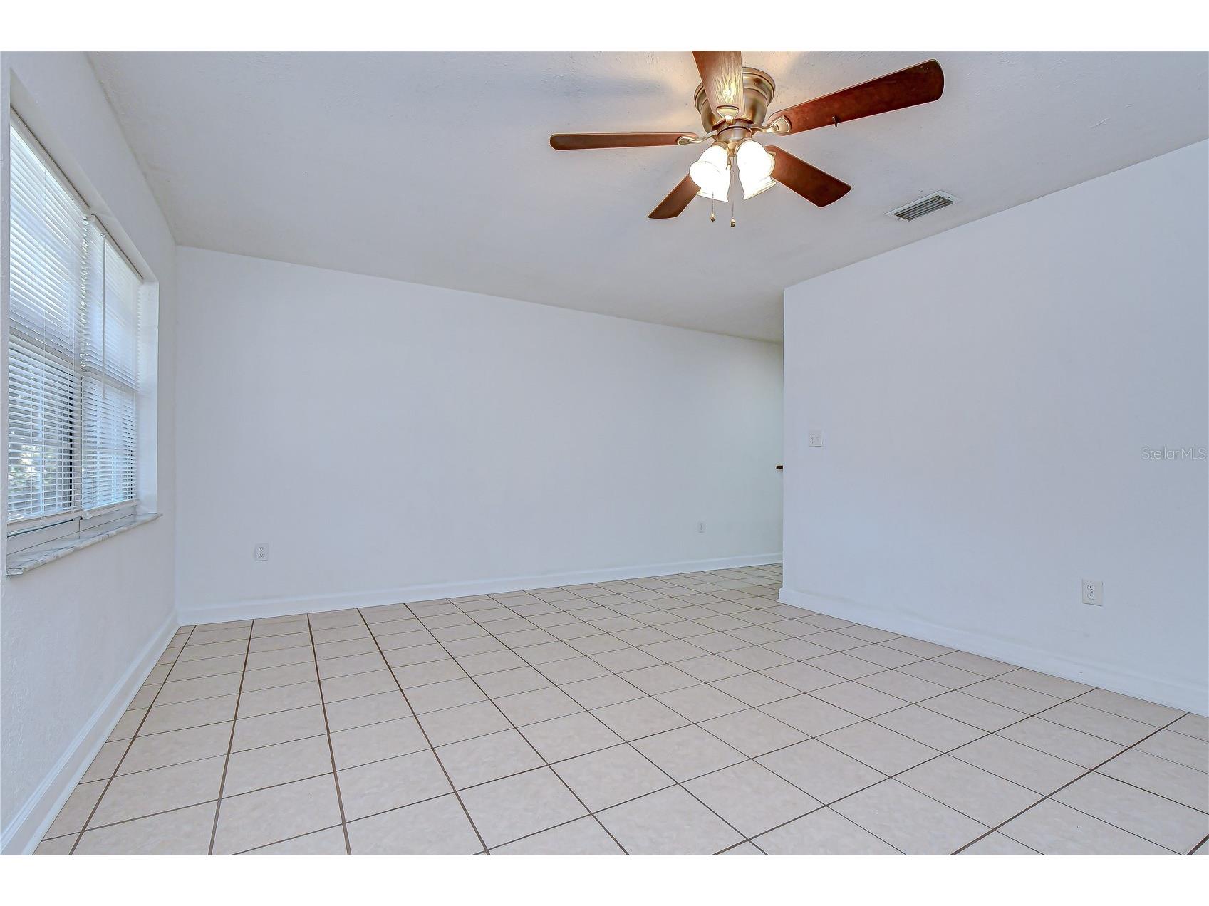 2002 E Willow Dr Plant City FL 33566 TB8470735 image11