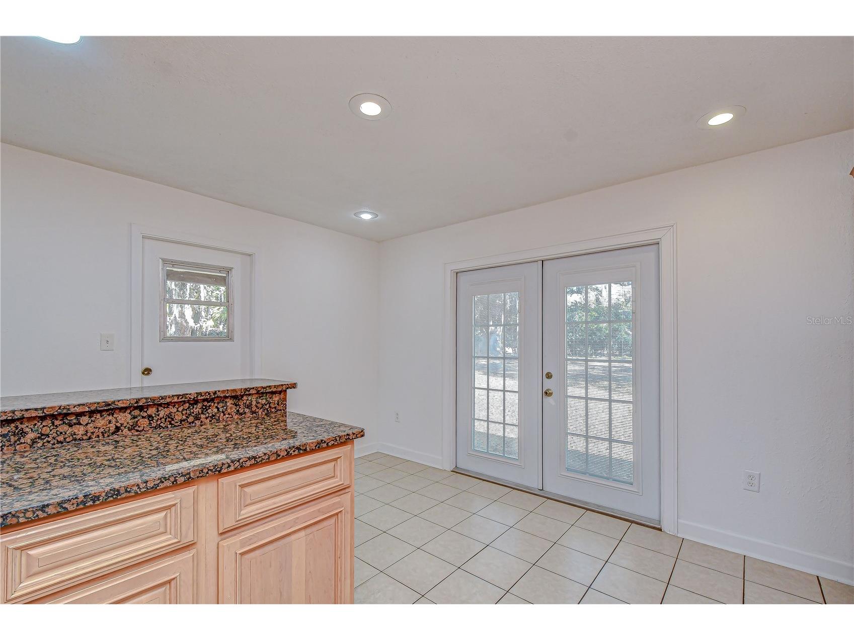 2002 E Willow Dr Plant City FL 33566 TB8470735 image15