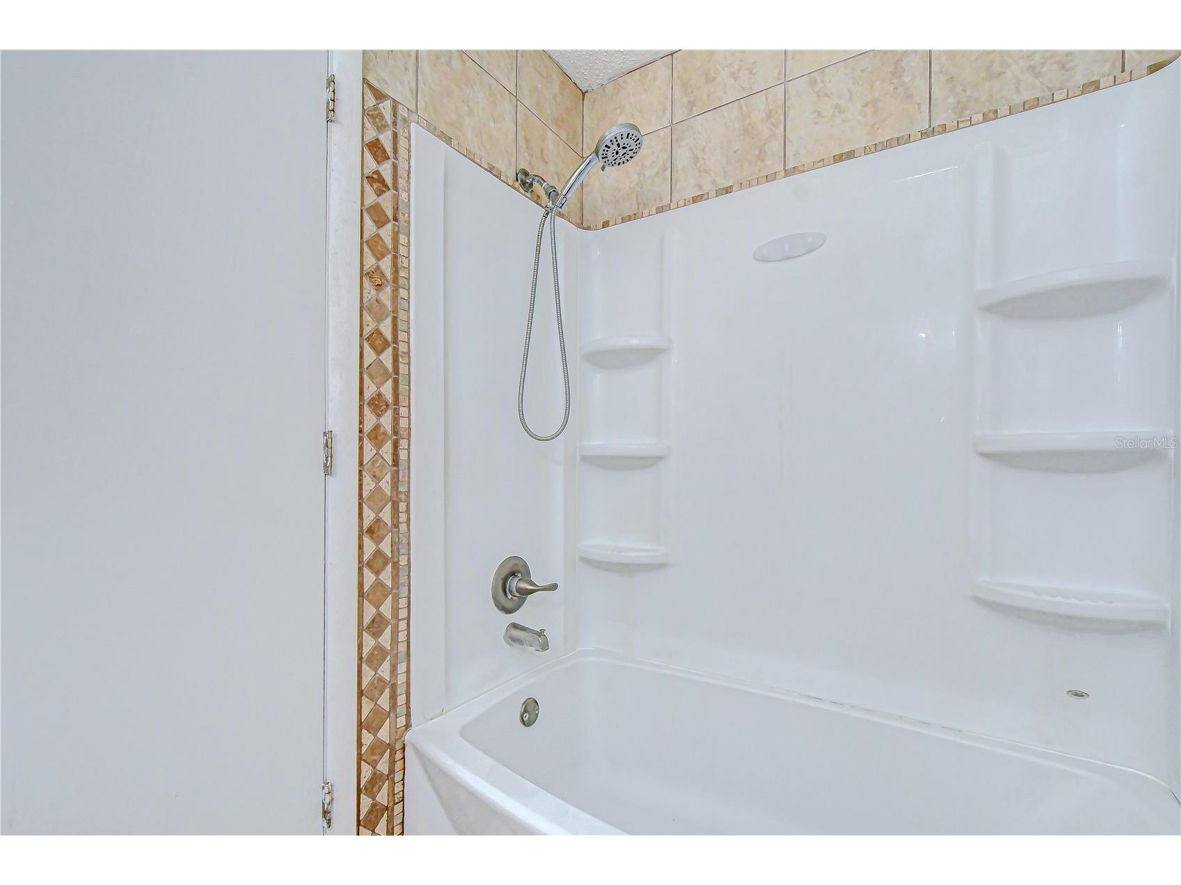 2002 E Willow Dr Plant City FL 33566 TB8470735 image20