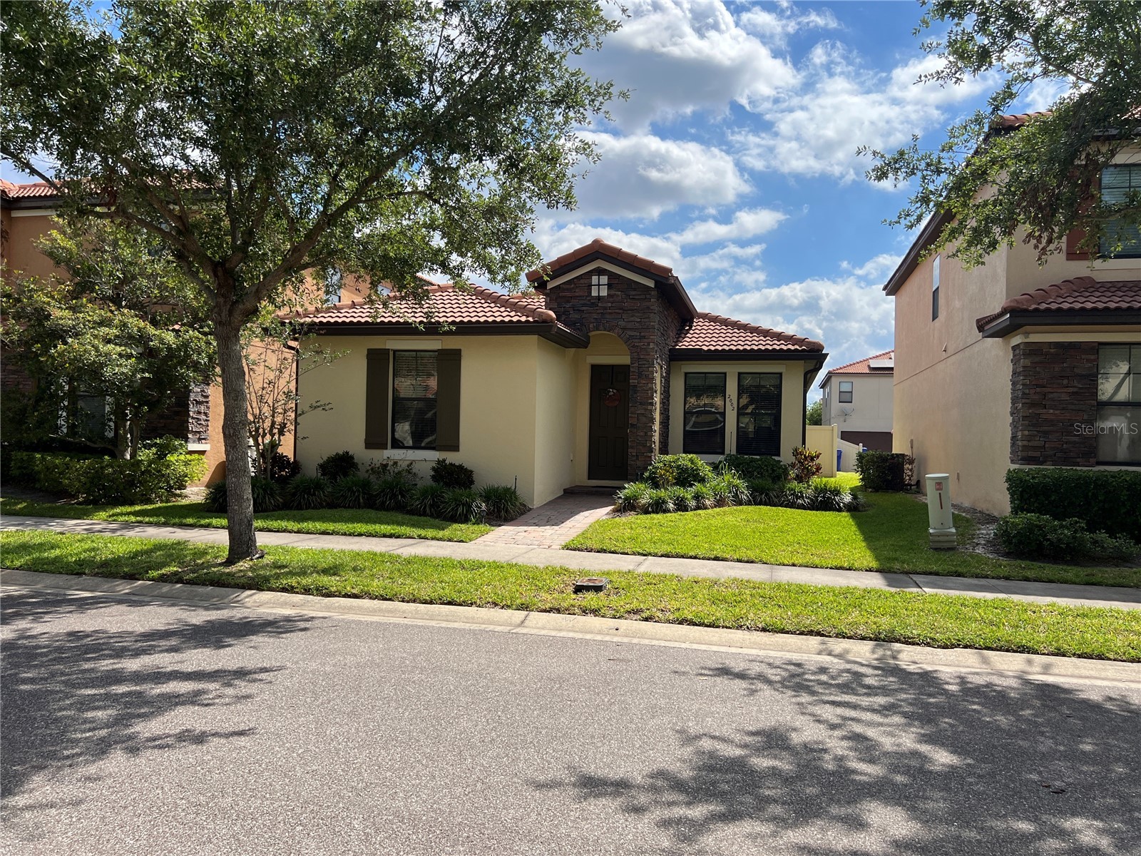 2002 Fishtail Fern Way Ocoee FL 34761 R4911263 image2