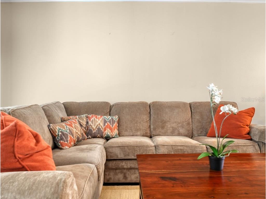 2002 Granada Court #1 Lake Wales FL 33898 P4933588 image11