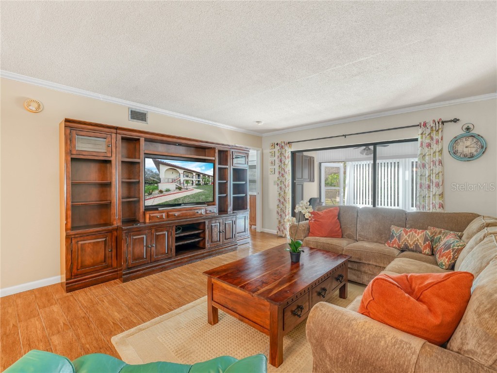 2002 Granada Court #1 Lake Wales FL 33898 P4933588 image13