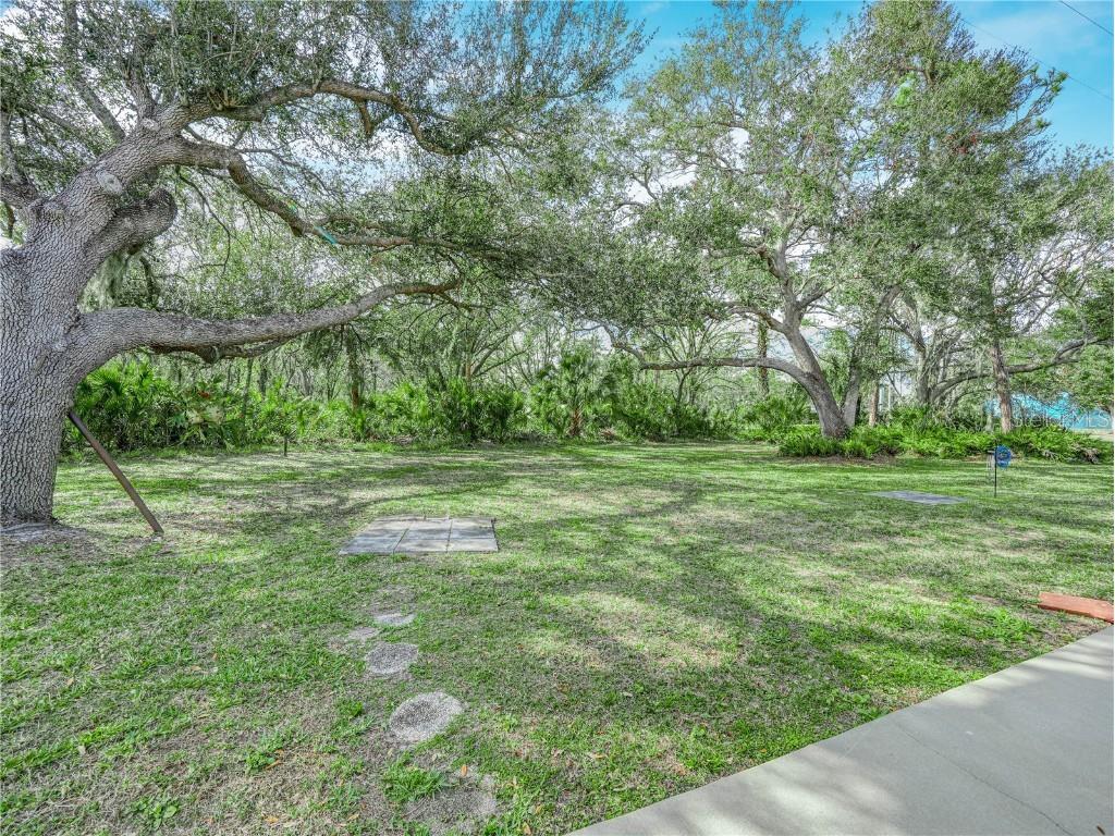 2002 Granada Court #1 Lake Wales FL 33898 P4933588 image34