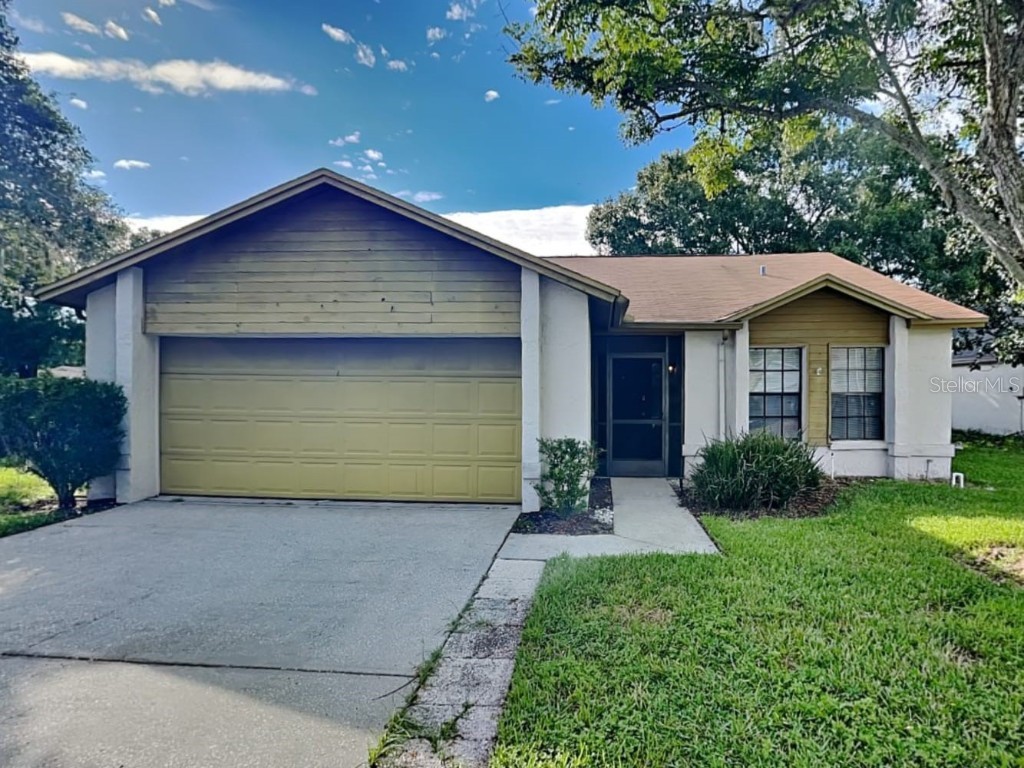 2002 Helm Lane Valrico FL 33594 T3472057 image1