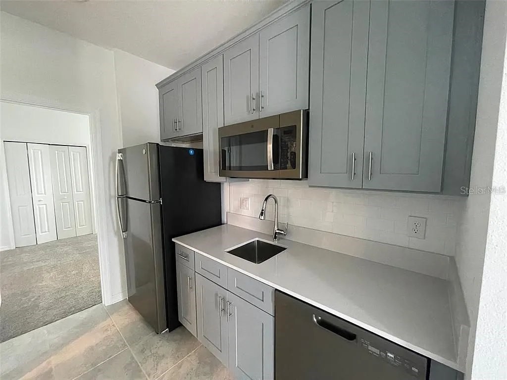 2002 Myrtle Pine Street Kissimmee FL 34746 S5139494 image76