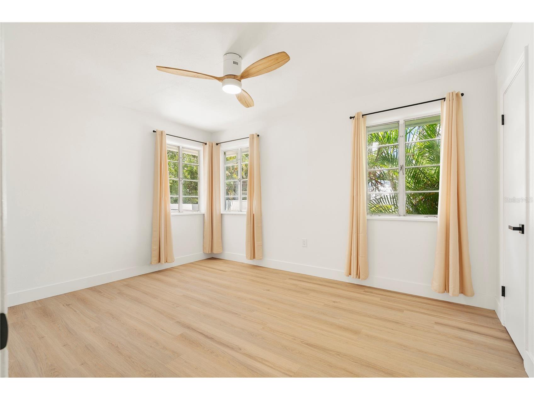 2002 Virginia Drive Bradenton FL 34205 A4691391 image8