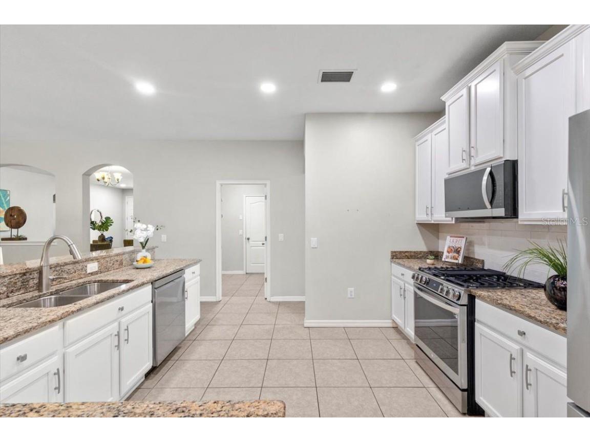 20020 Outpost Point Drive Tampa FL 33647 TB8397979 image24