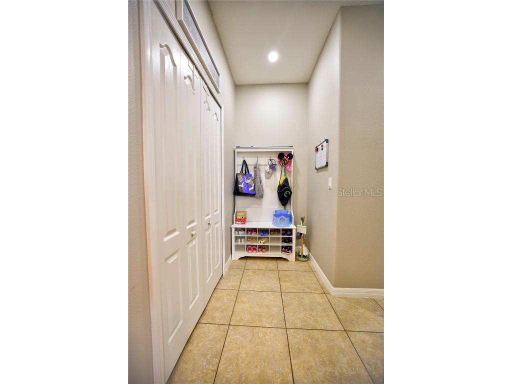 20028 Satin Leaf Avenue Tampa FL 33647 TB8318573 image38