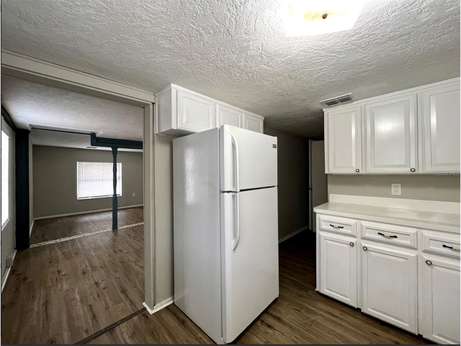 2003 10th Street S Saint Petersburg FL 33705 TB8484709 image11