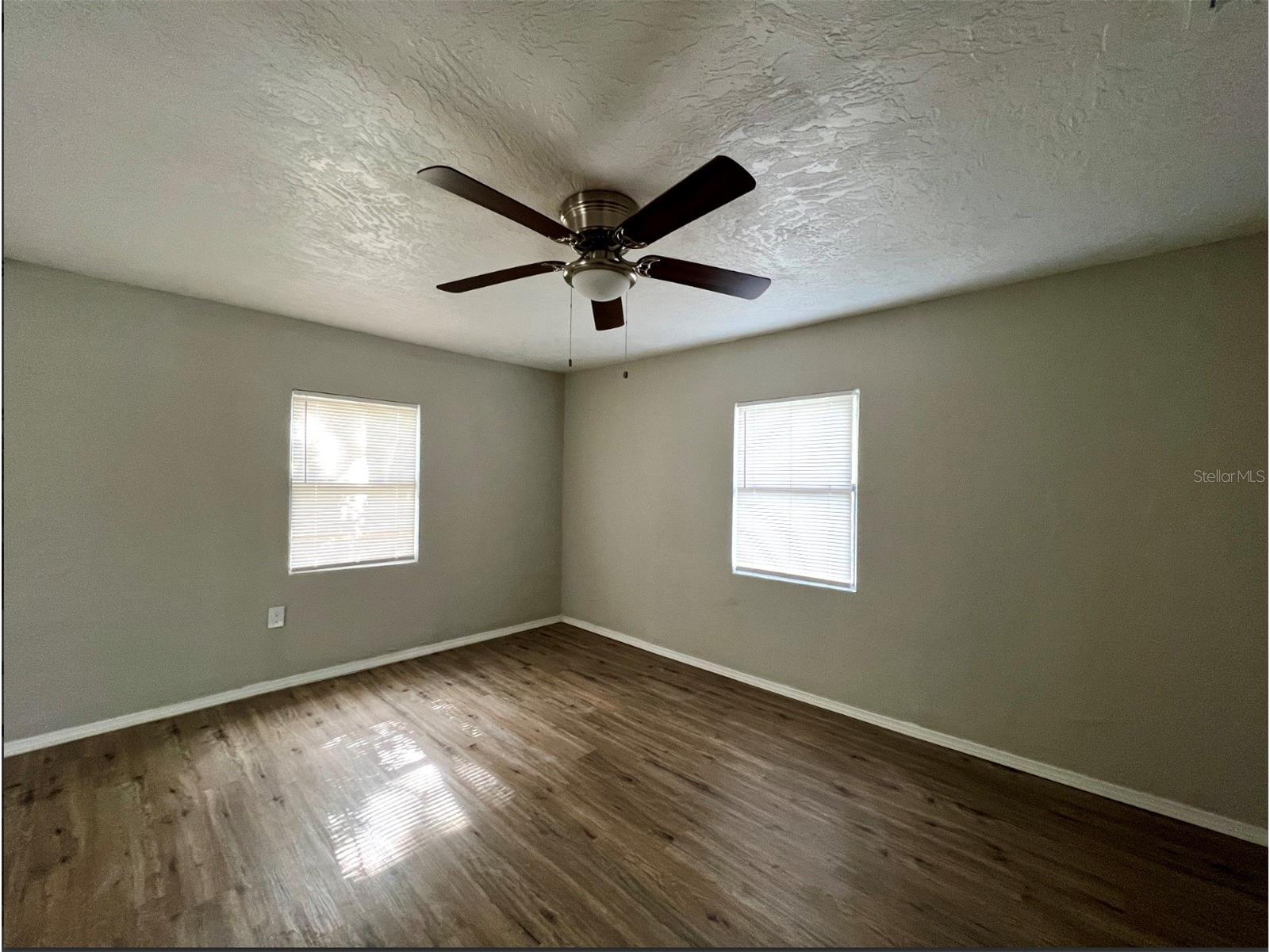 2003 10th Street S Saint Petersburg FL 33705 TB8484709 image6