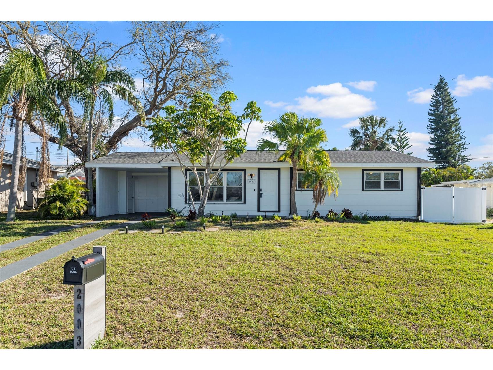 2003 6th Place SW Largo FL 33770 TB8492470 image1
