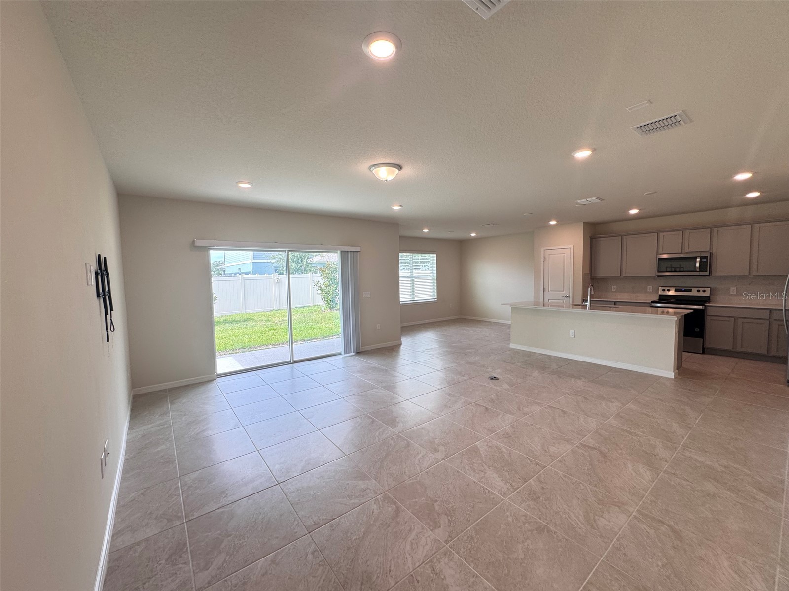 2003 Alluring Lane Davenport FL 33896 S5151015 image5