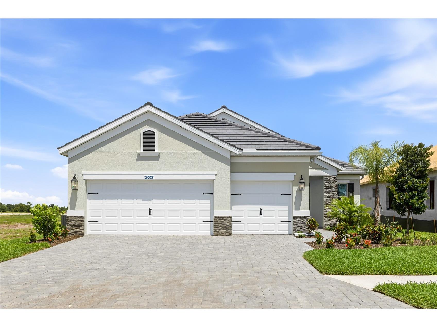 2003 Bamboo Palm Cove Bradenton FL 34212 A4696380 image1
