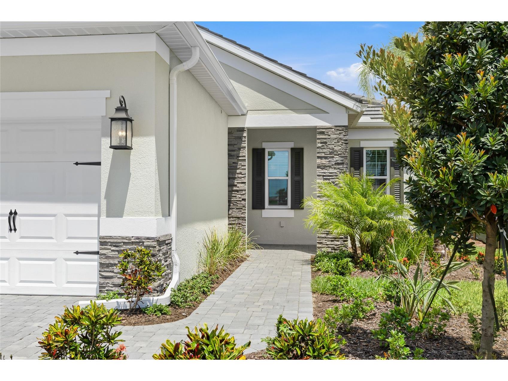 2003 Bamboo Palm Cove Bradenton FL 34212 A4696380 image2