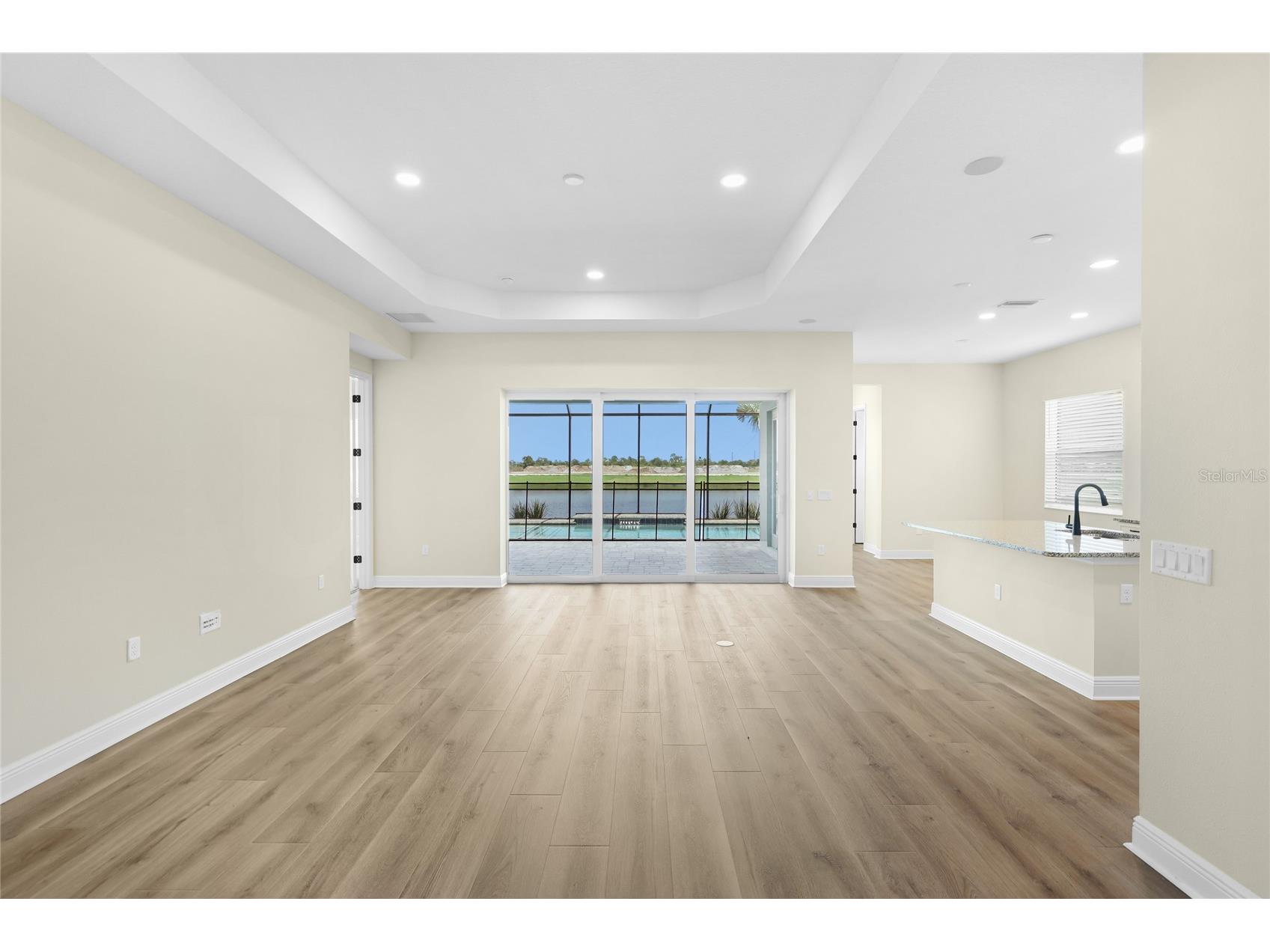 2003 Bamboo Palm Cove Bradenton FL 34212 A4696380 image5