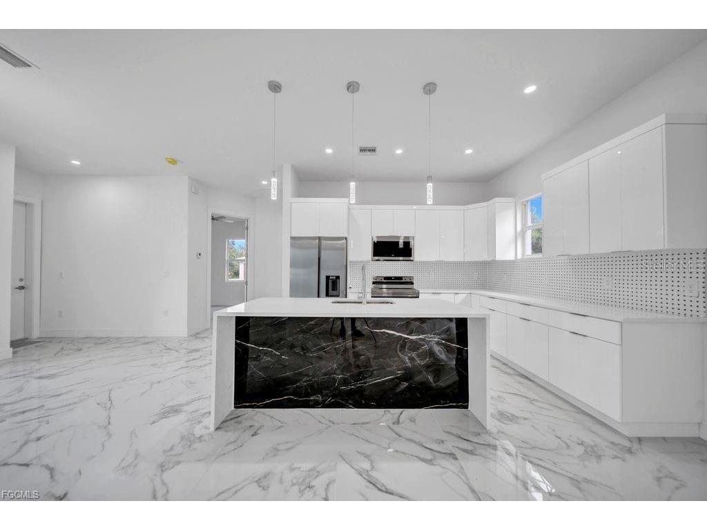 2003 E 14th Street Lehigh Acres FL 33972 A4659995 image14