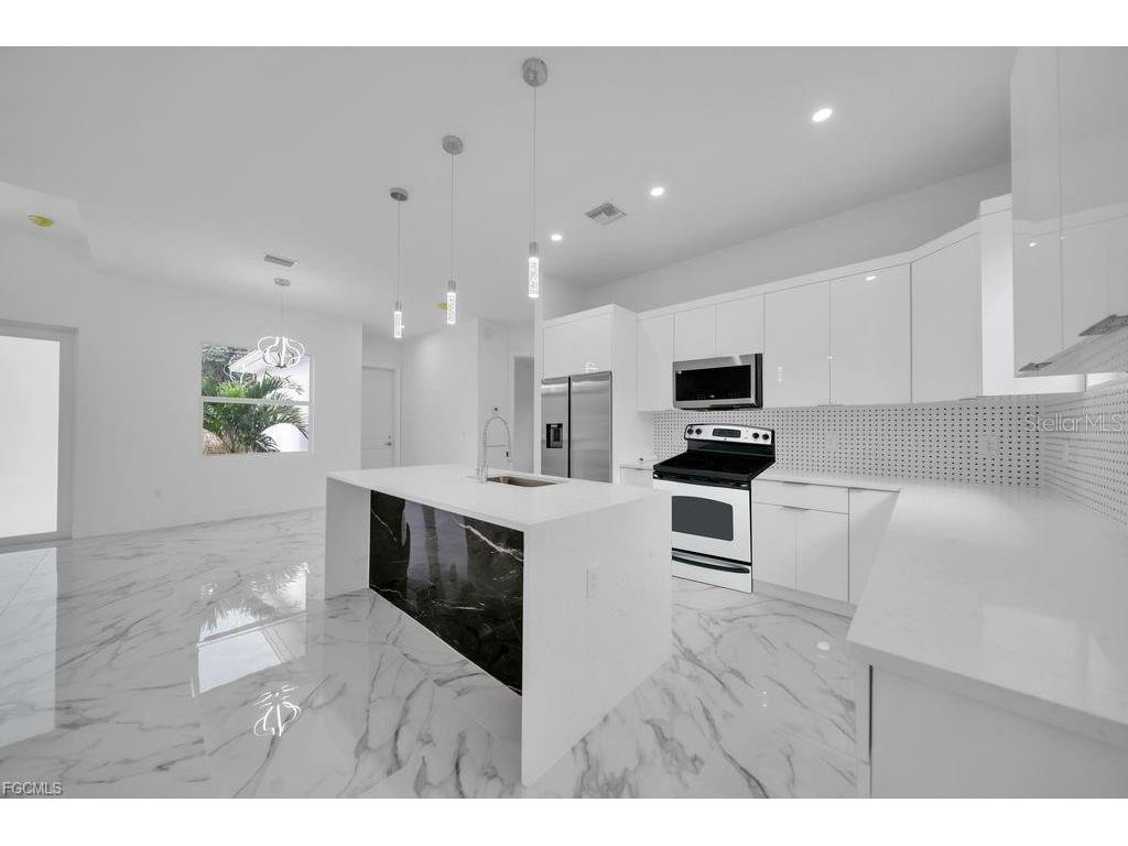 2003 E 14th Street Lehigh Acres FL 33972 A4659995 image16