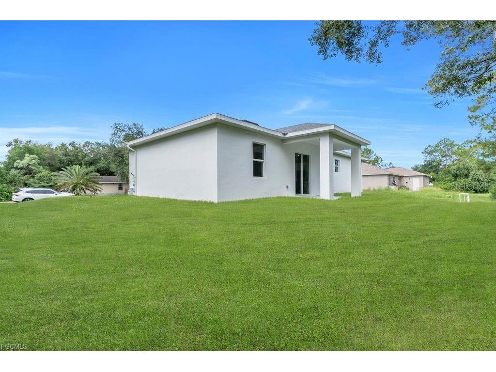 2003 E 14th Street Lehigh Acres FL 33972 A4659995 image4