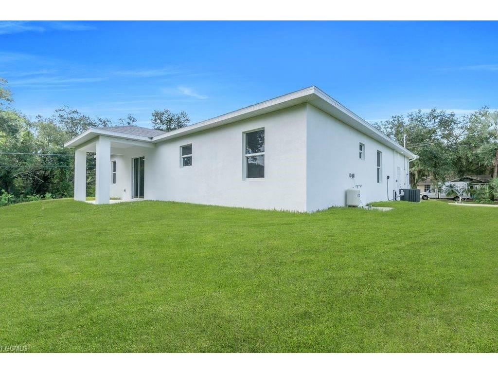 2003 E 14th Street Lehigh Acres FL 33972 A4659995 image6