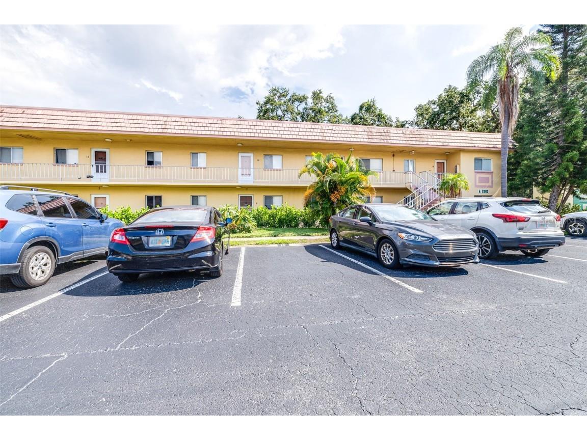 2003 Greenbriar Boulevard #16 Clearwater FL 33763 TB8422484 image41