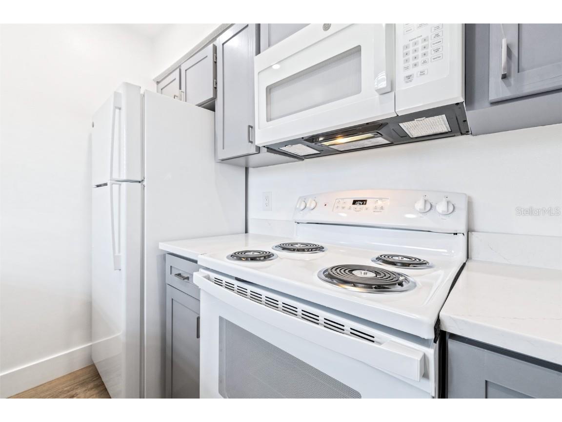 2003 Greenbriar Boulevard #16 Clearwater FL 33763 U8253718 image10