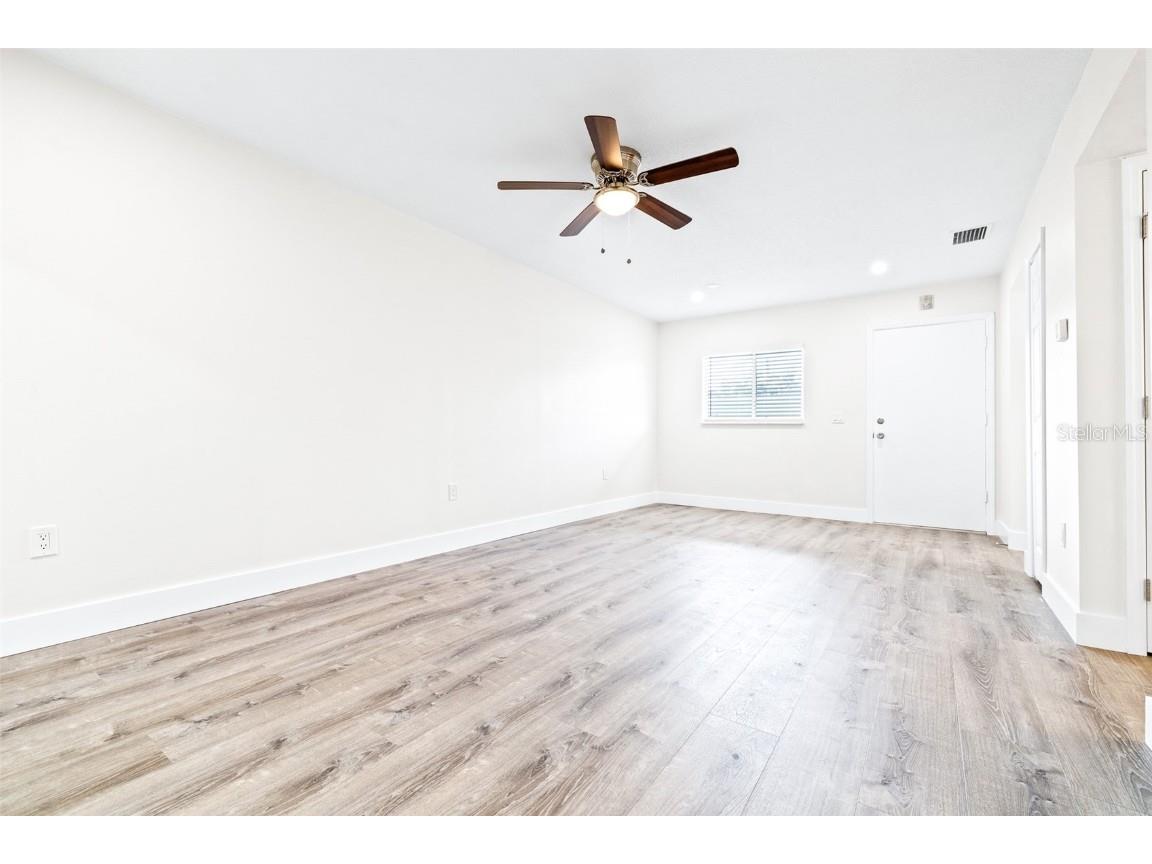 2003 Greenbriar Boulevard #16 Clearwater FL 33763 U8253718 image17