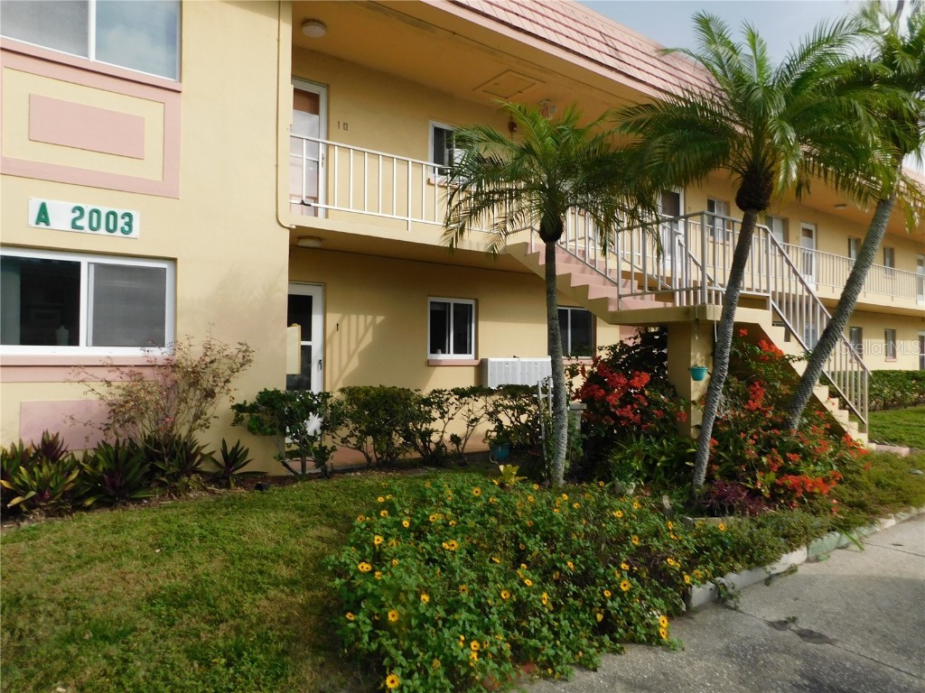 2003 Greenbriar Boulevard #3 Clearwater FL 33763 U8186307 image1