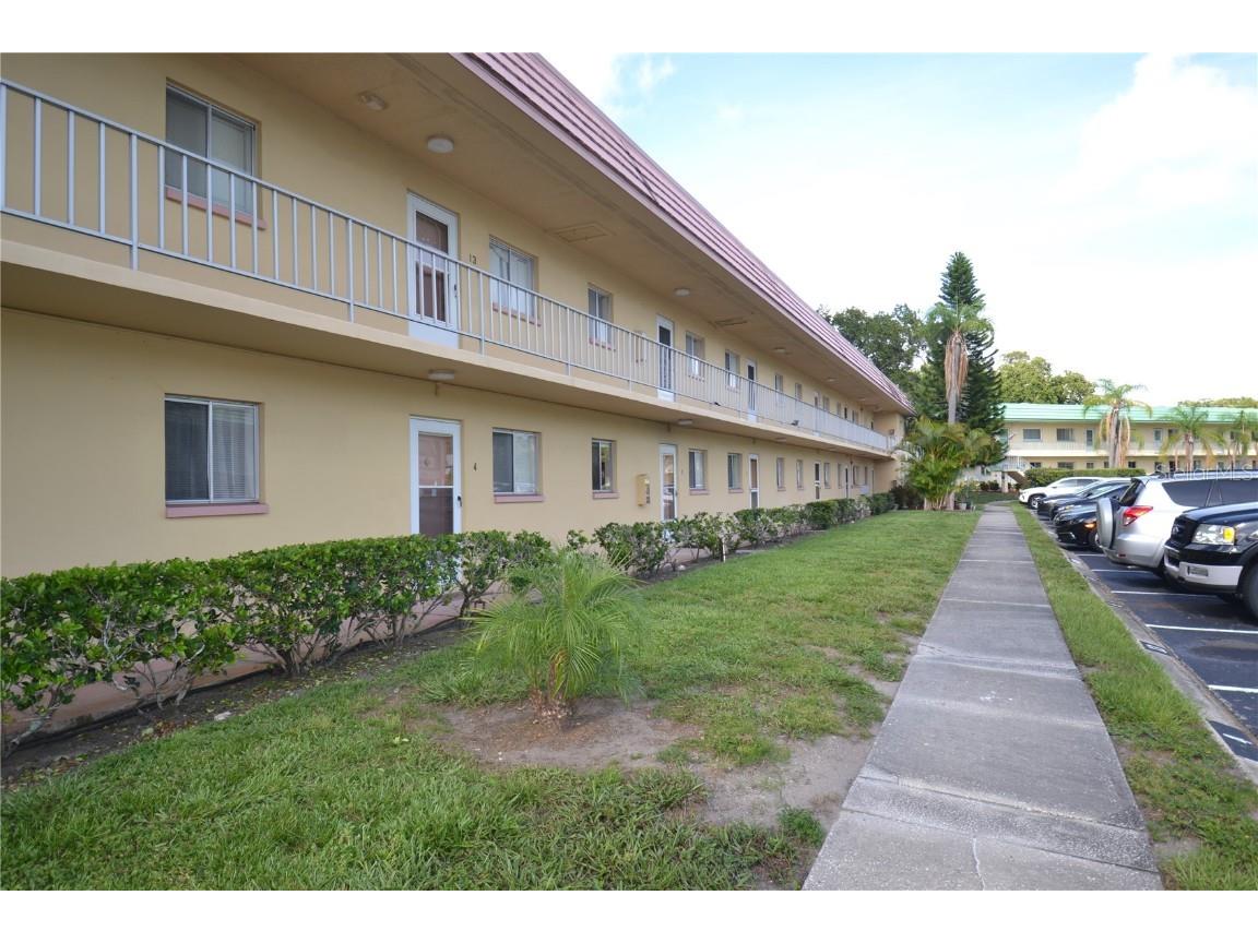 2003 Greenbriar Boulevard #3 Clearwater FL 33763 U8212469 image1