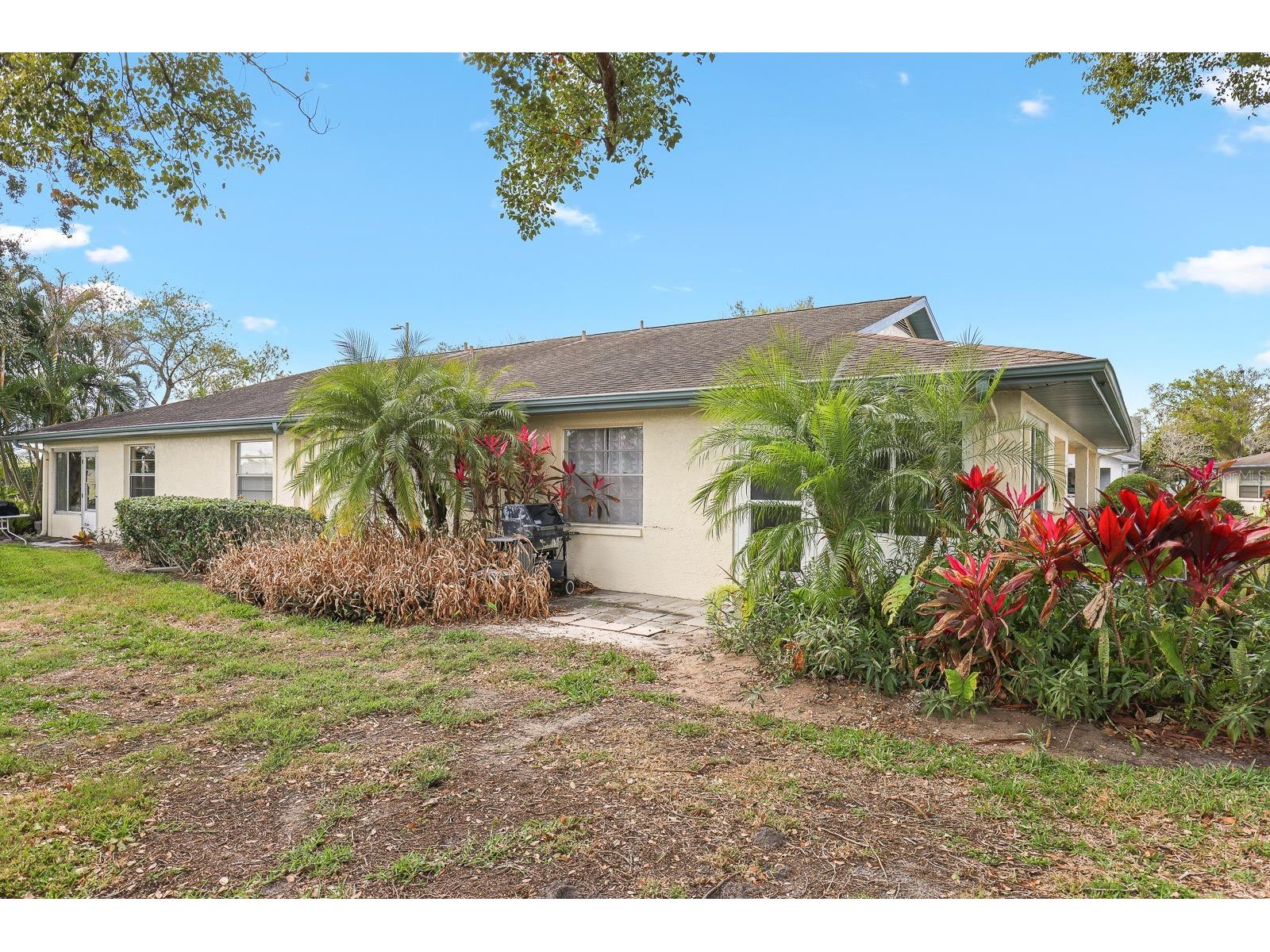 2003 Hadrian Court Sun City Center FL 33573 TB8478841 image22