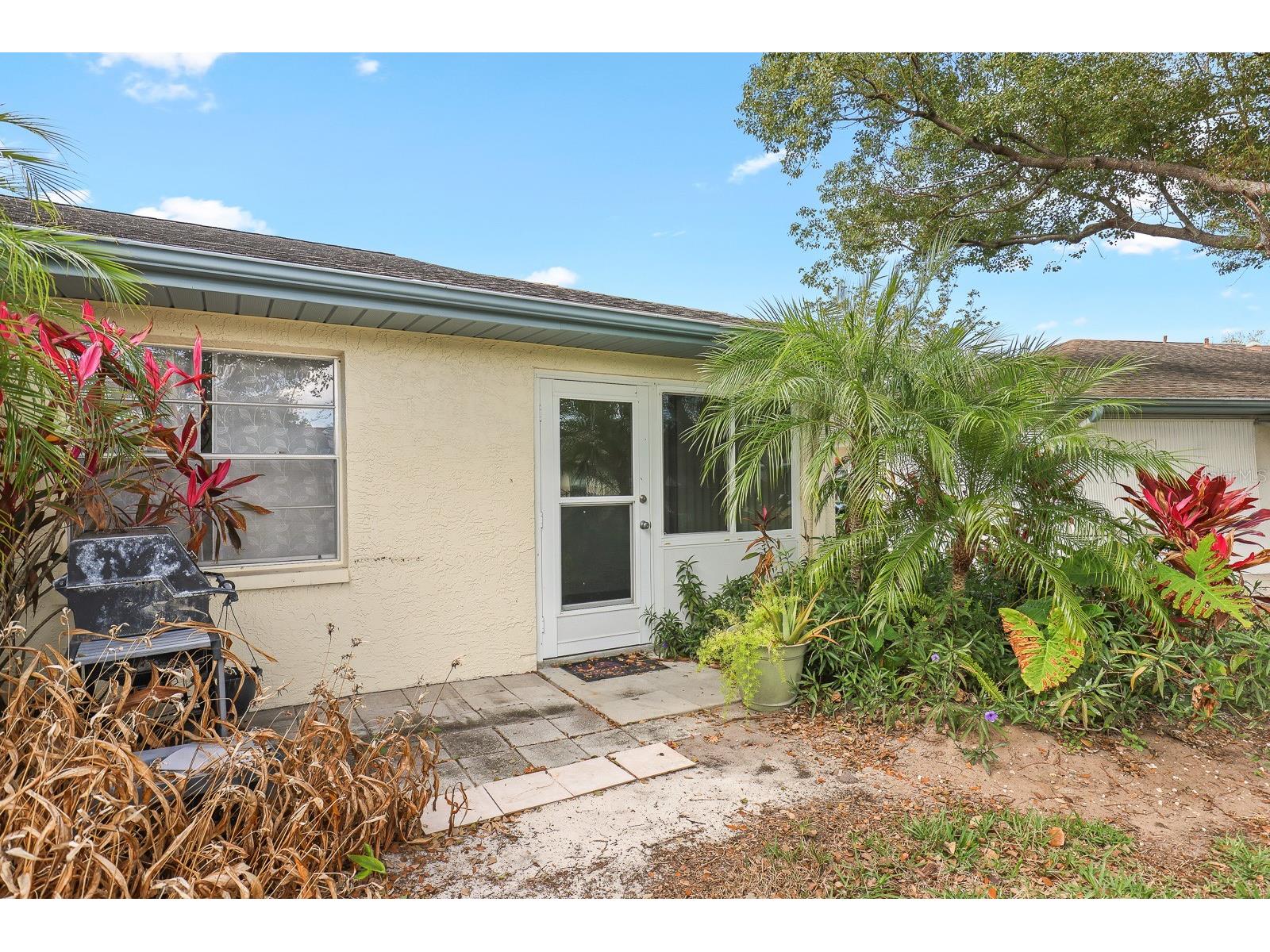 2003 Hadrian Court Sun City Center FL 33573 TB8478841 image23