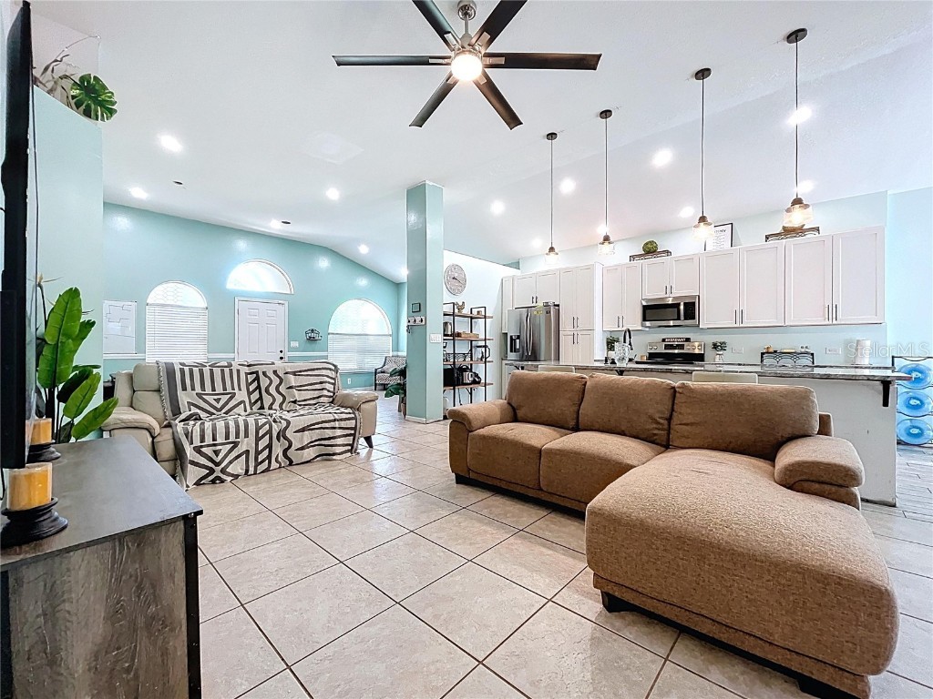 2003 Leichester Street Valrico FL 33594 TB8419165 image15