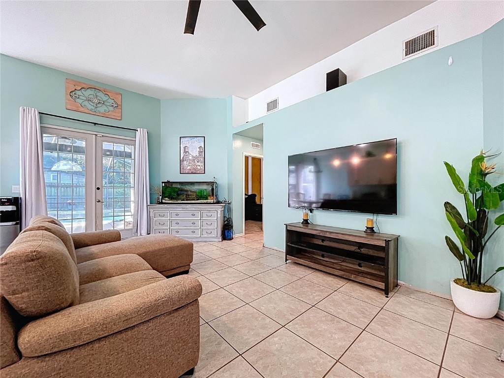 2003 Leichester Street Valrico FL 33594 TB8419165 image18