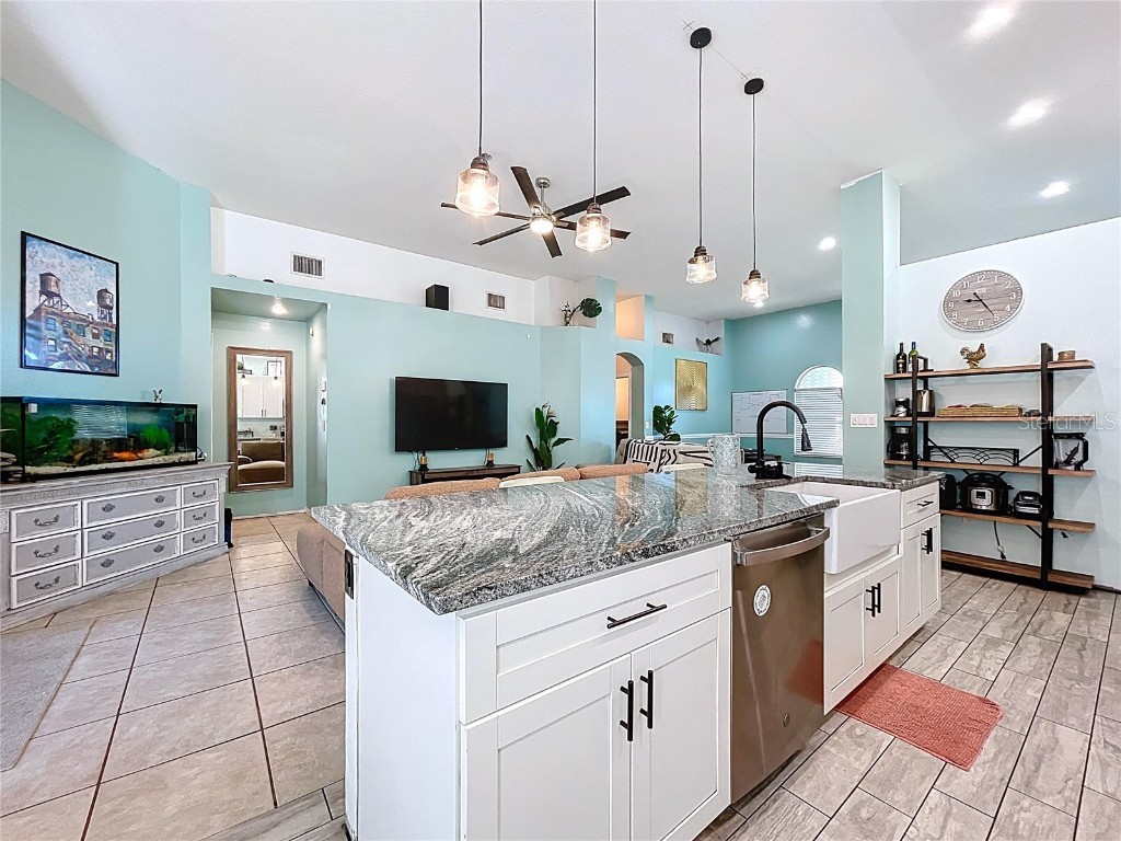 2003 Leichester Street Valrico FL 33594 TB8419165 image26