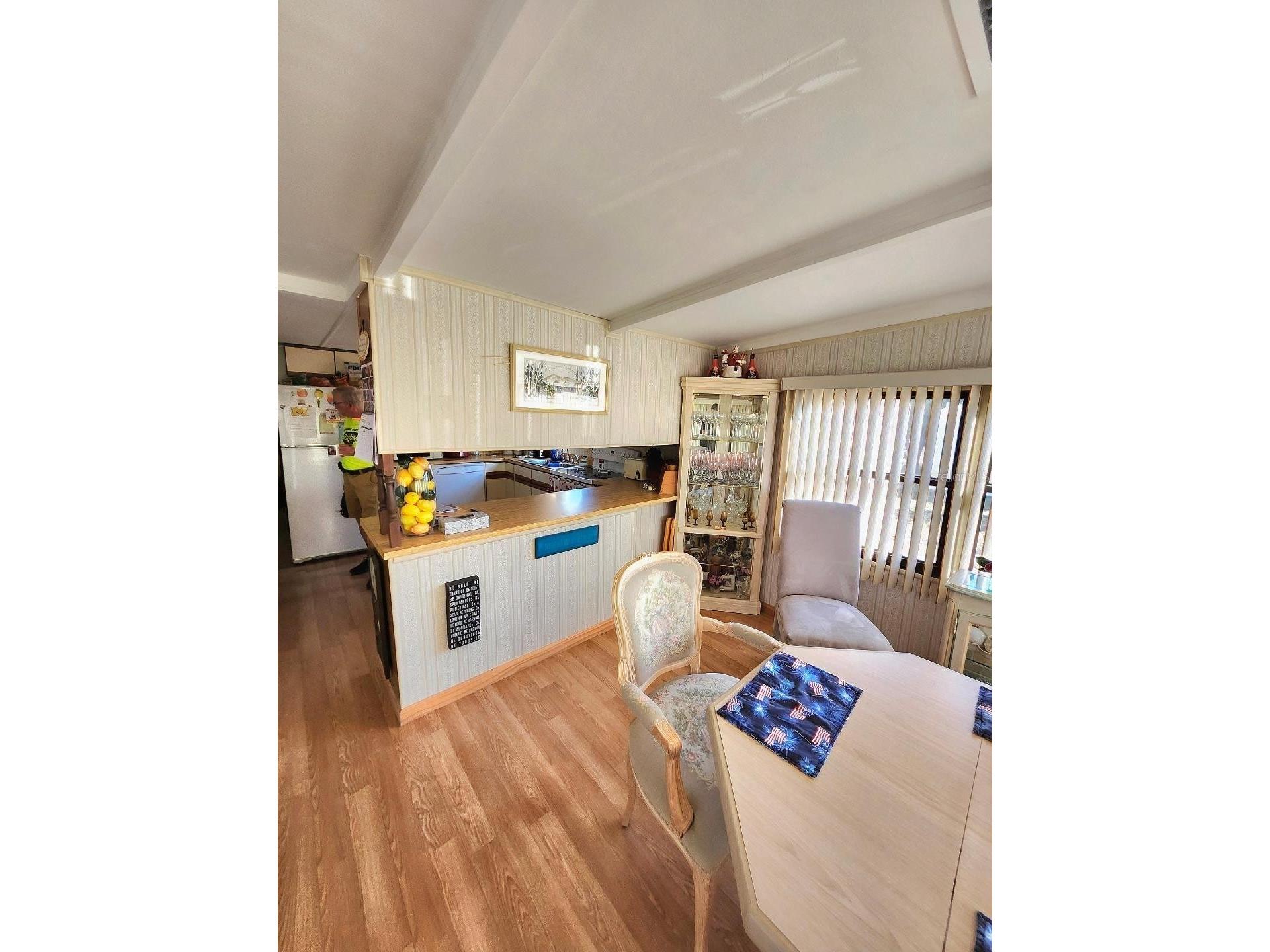 2003 Minnesota Avenue Bradenton FL 34207 - SARASOTA BAY A4679349 image16