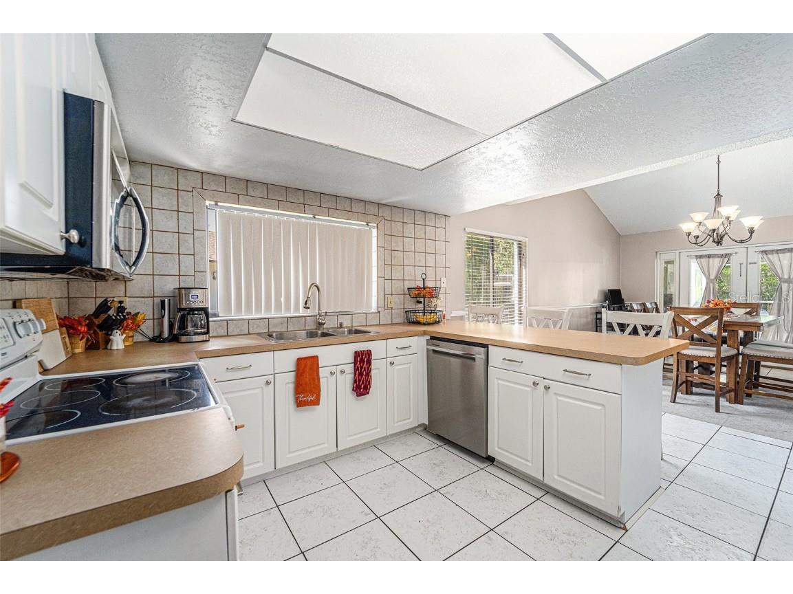 2003 Poplar Court Plant City FL 33563 TB8438938 image13